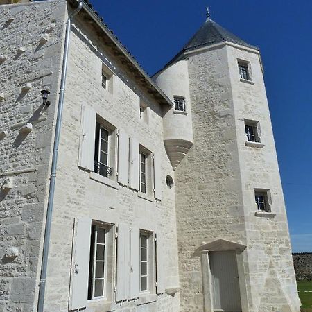 Logis De Pierre Levee Bed & Breakfast Bessines Екстериор снимка
