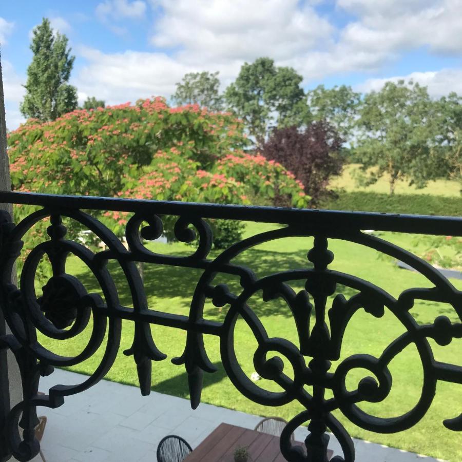 Logis De Pierre Levee Bed & Breakfast Bessines Екстериор снимка